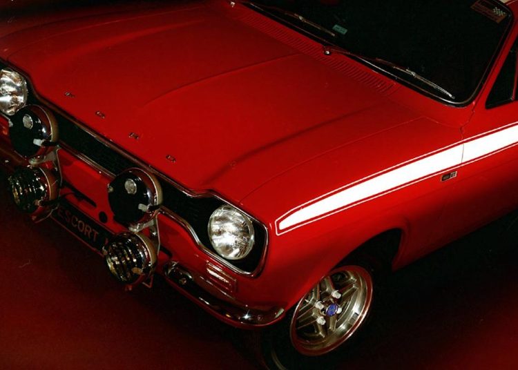 Motorsport je europski Escort pretvorio u ikonu, dok je američki model ostao samo običan putnik na posao.