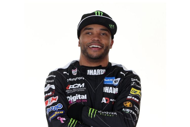 Pridruzuje se vladarima britanske trkaće scene u Turing automobilima Pridruzuje se vladarima britanske trkaće scene u Turing automobilima