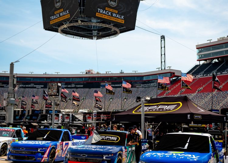 Rezultati utrke Bristol: 10. travnja 2026. (NASCAR Truck Series) Rezultati utrke Bristol: 10. travnja 2026. (NASCAR Truck Series)