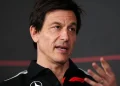 Toto Wolff upozorava na opasnosti od sudara Olivera Bearmana Toto Wolff upozorava na opasnosti od sudara Olivera Bearmana
