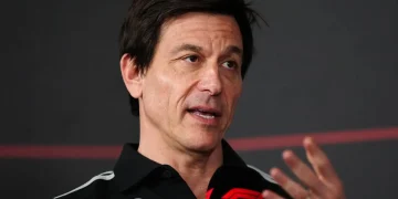 Toto Wolff upozorava na opasnosti od sudara Olivera Bearmana