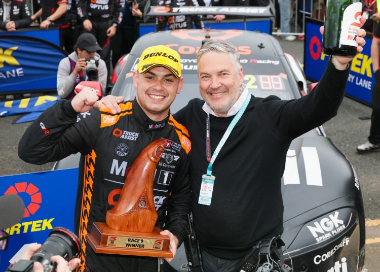 ‘Usudio sam se sanjati’: Crompton obavijen ranom pobjedom Toyote – Supercars