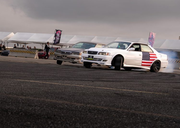 Zvijezde, automobili i gitare okupljaju zajednicu na America Festu 2026