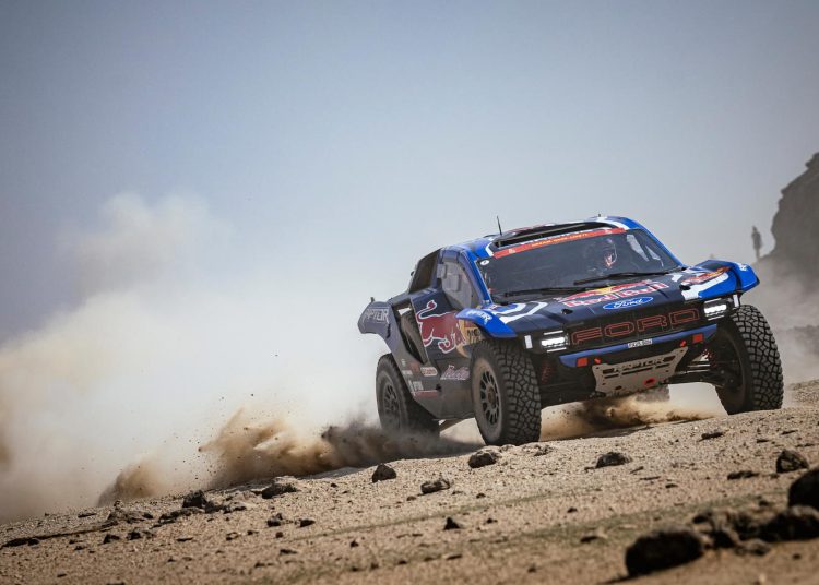 Ford odgovara Toyoti u impresivnom preokretu na reliju Dakar