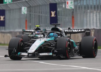 George Russell dramatično se povukao s VN Kanade F1