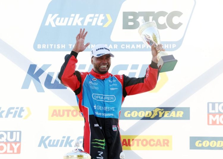 Hamiltonove herojske akcije na Snettertonu • BTCC Hamiltonove herojske akcije na Snettertonu • BTCC