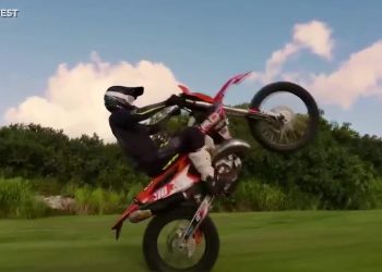 Kauai sportaš pomiče granice u ekstremnim motociklističkim utrkama