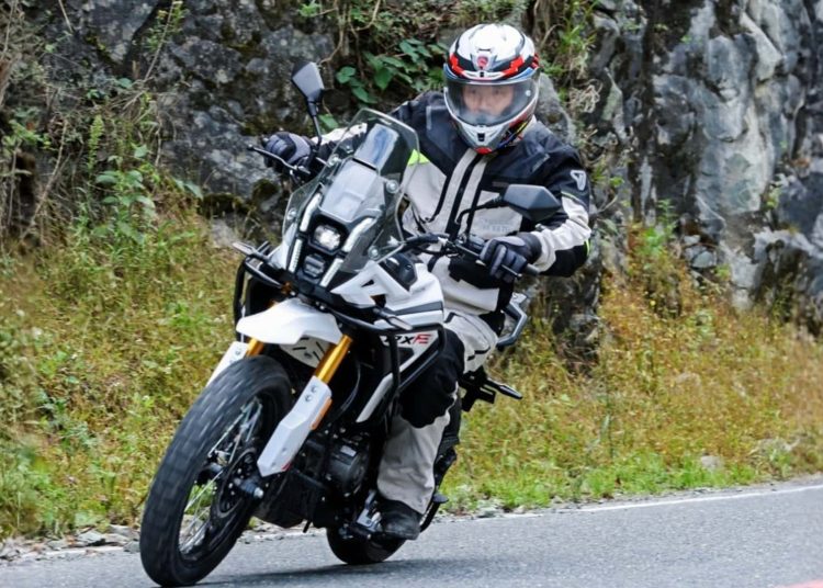 Kineski ADV motocikl koji će početnicima dati izgled spremnih za Dakar