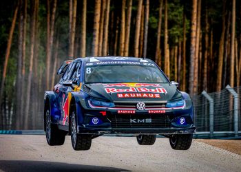 Kristoffersson vodi ispred Bakkeruda i Veibyja nakon dramatičnog otvaranja u Latviji