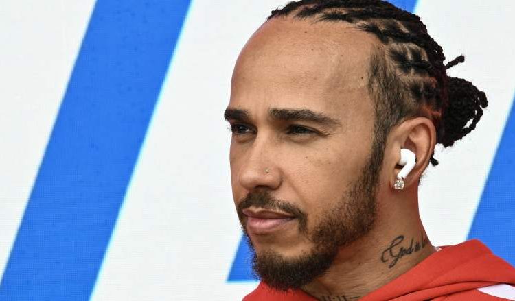Lewis Hamilton će otići u mirovinu ‘kada shvati da ne može pobijediti’, kaže Steiner