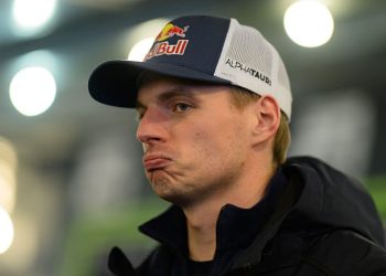 Max Verstappen i dalje ne voli bolide Formule 1 2026. Max Verstappen i dalje ne voli bolide Formule 1 2026.