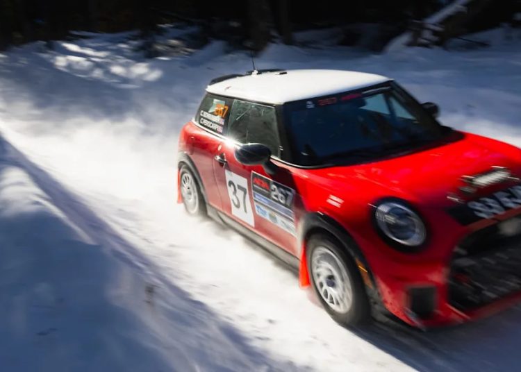 Mini planira nastaviti off-road stil života s budućim modelom, izjavljuje šef dizajna Mini planira nastaviti off-road stil života s budućim modelom, izjavljuje šef dizajna