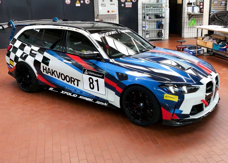 Ovaj BMW M3 GT3 Touring je savršen automobil za obitelj