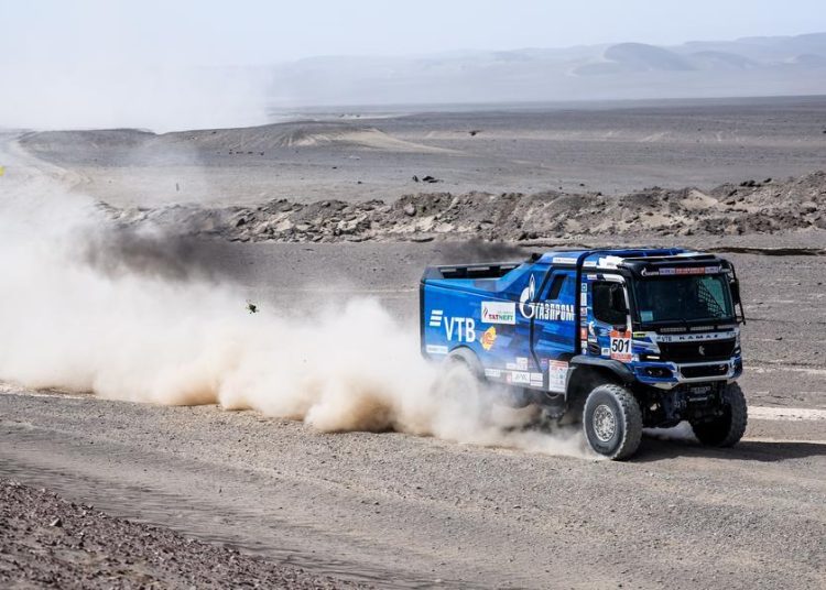 Ruski reli div Kamaz debitirao na kineskom Taklimakan Rally