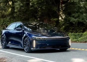 Sudjelovanje na Trinite Road Rallyju s modelom Lucid Air Sapphire