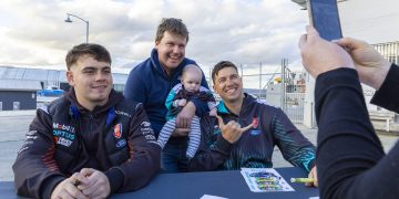 Superautomobili donose Fanfare uličnu zabavu u Devonport