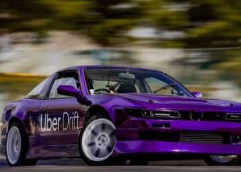 Uber u Japanu donosi iskustvo pravog tokijskog drifta