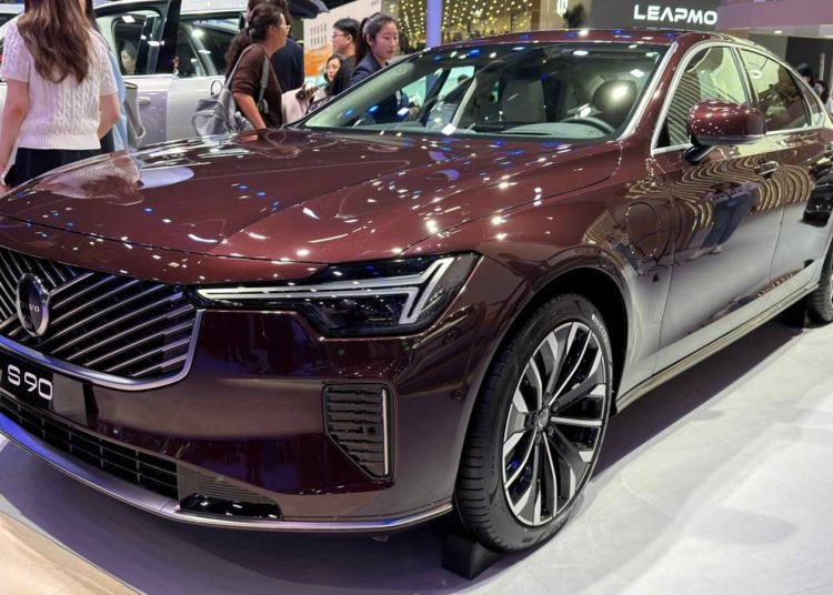 Volvo ažurira S90 i S60 na automobilskom sajmu u Pekingu 2026.