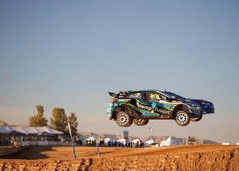 Automobili ‘skaču i lete’ na debiju Nitro Rallycrossa u Arizoni