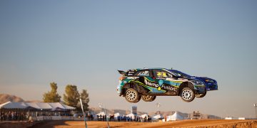 Automobili ‘skaču i lete’ na debiju Nitro Rallycrossa u Arizoni