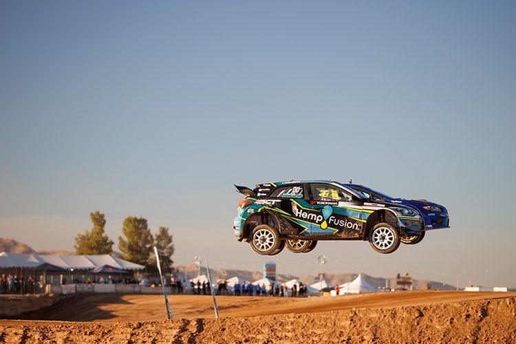 Automobili ‘skaču i lete’ na debiju Nitro Rallycrossa u Arizoni Automobili ‘skaču i lete’ na debiju Nitro Rallycrossa u Arizoni