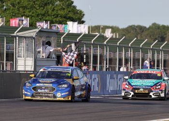 BTCC postavlja kurs za Oulton Park