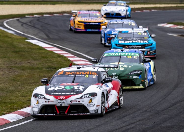 Brad Jones Racing otkriva novu Toyotinu konstrukciju – Supercars