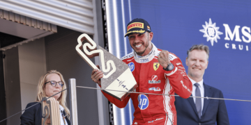 Hamilton postaje najstariji pobjednik F1 utrke u 56 godina nakon trijumfa u Barceloni