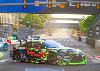 Kasni incident uskraćuje Mostertu postolje na Detroit IMSA – Supercars