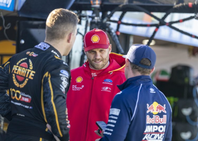 Kostecki na stazi usred boli – Supercars