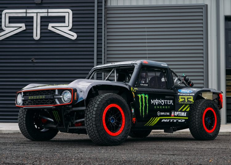 Loren Healy vodi El Bandita na međunarodni brdski uspon Pikes Peak Loren Healy vodi El Bandita na međunarodni brdski uspon Pikes Peak
