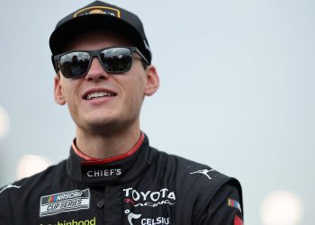 NASCAR blesavi tragač sezone: Corey Heim ostvaruje dosljedne vožnje 2027.