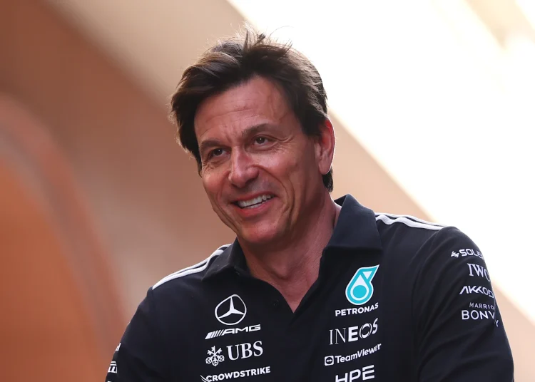‘Ne želimo se mijenjati’ – Wolff tvrdi da je Mercedes ‘vrlo zadovoljan’ s postavom vozača dok odbacuje spekulacije o Verstappenovim vezama.