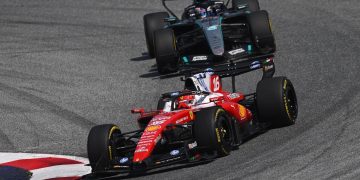 Šef Mercedesa postavlja pitanje kako Ferrari može priuštiti “neograničene” nadogradnje u F1