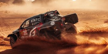 Toyota Gazoo Racing Južna Afrika postigla je uspjeh s brojnim ravnim stazama u četvrtoj etapi Dakara