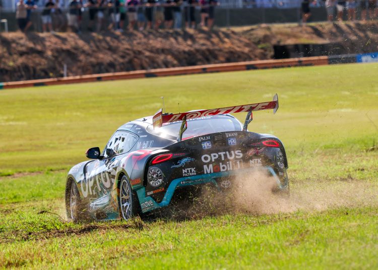 Užitak i bol za Mosterta u 400. utrci – Supercars