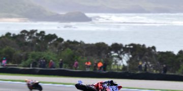 Australski MotoGP navijači odahnuli su nakon što su opovrgnute glasine o golfu na Phillip Islandu.