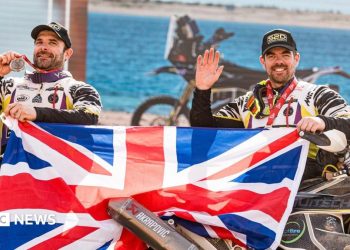 Braća postaju prva britanska braća i sestre koja su završila relija Dakar