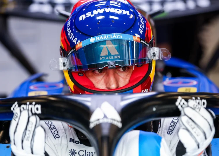 Carlos Sainz postaje peti vozač koji je zbog promjena pogonske jedinice preuzeo kaznu na VN Belgije Carlos Sainz postaje peti vozač koji je zbog promjena pogonske jedinice preuzeo kaznu na VN Belgije