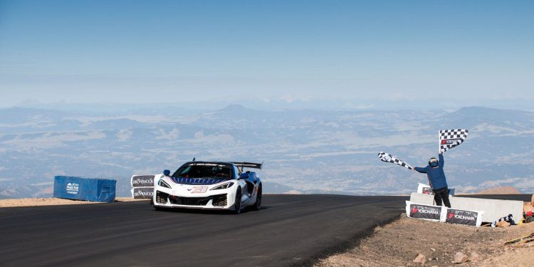 Corvette ZR1X oborila rekord na Pikes Peak Hill Climbu