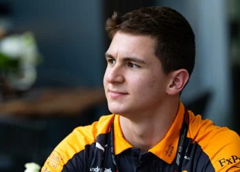 F2 prvak Leonardo Fornaroli spreman za sljedeću FP1 vožnju u Mađarskoj, dok McLaren predstavljaju ‘vrijedna’ ažuriranja F2 prvak Leonardo Fornaroli spreman za sljedeću FP1 vožnju u Mađarskoj, dok McLaren predstavljaju ‘vrijedna’ ažuriranja