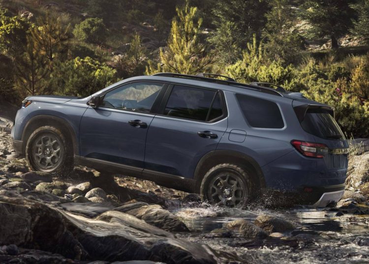Niskodramatični SUV osmišljen za 200.000 milja Niskodramatični SUV osmišljen za 200.000 milja