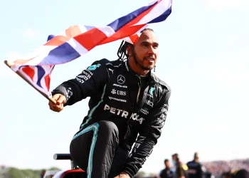 Od emotivnog povratka do dramatičnog završnog kruga – Lewis Hamiltonove najbolje pobjede na Silverstoneu prema mojim kriterijima