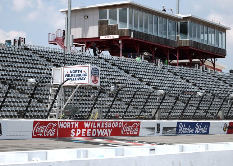 Početna postava NASCAR Cupa u North Wilkesborou: Blaney na prvoj poziciji zbog otkazivanja kvalifikacija