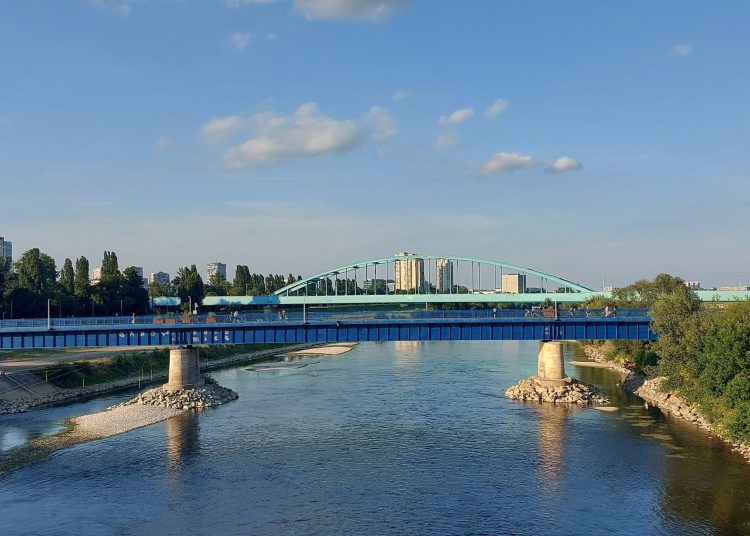 Poštovane sportašice i sportaši, članovi klubova, dragi suci, volonteri, predsta… Poštovane sportašice i sportaši, članovi klubova, dragi suci, volonteri, predsta…