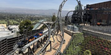 Ride Vehicles udvostručuje najnovije Fast & Furious: Hollywood Drift Coaster testiranje u Universal Studios Hollywood