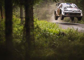 U Finskoj se natjecalo 61 posada, među kojima su i Sébastien Ogier i Vincent Landais.