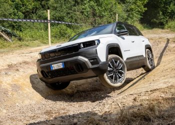 Uvijek sam volio Jeep Avenger, ali nakon vožnje novog Compassa 4XE, sve se promijenilo.