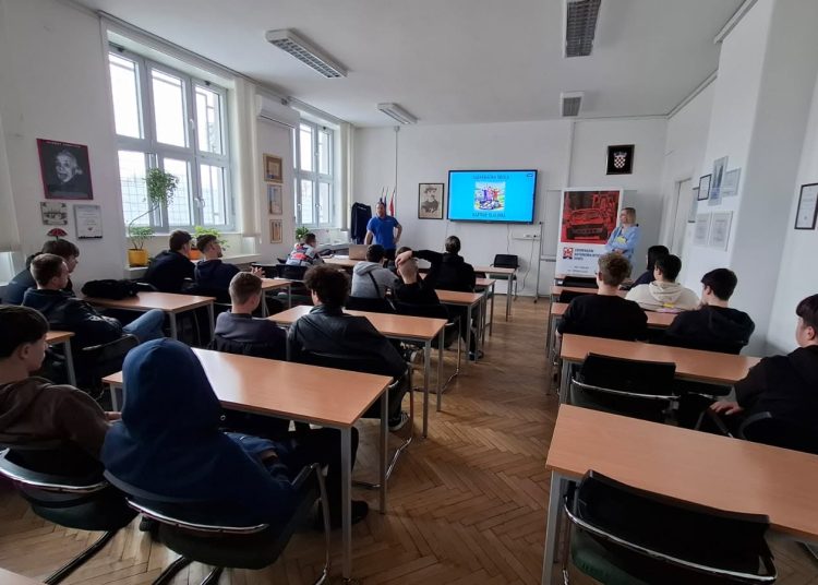 ZAGREBAČKA ŠKOLA KARTING SLALOMA
šk.god.2025./2026.

Krajem školske godine 2025….