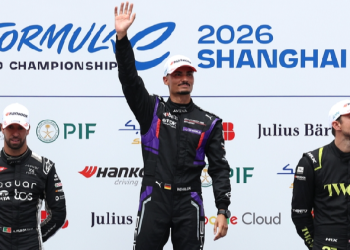 ‘Zaslužuje svoje mjesto u kalendaru’: Kišom okupan Shanghai E-Prix dvostruki naslov ulazi u povijest